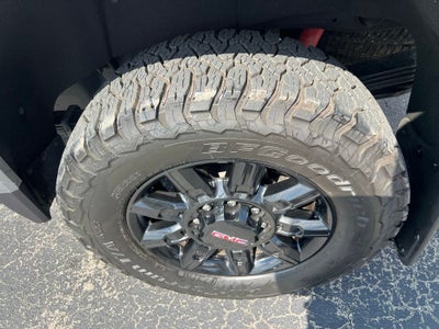 2024 GMC Sierra 2500HD AT4