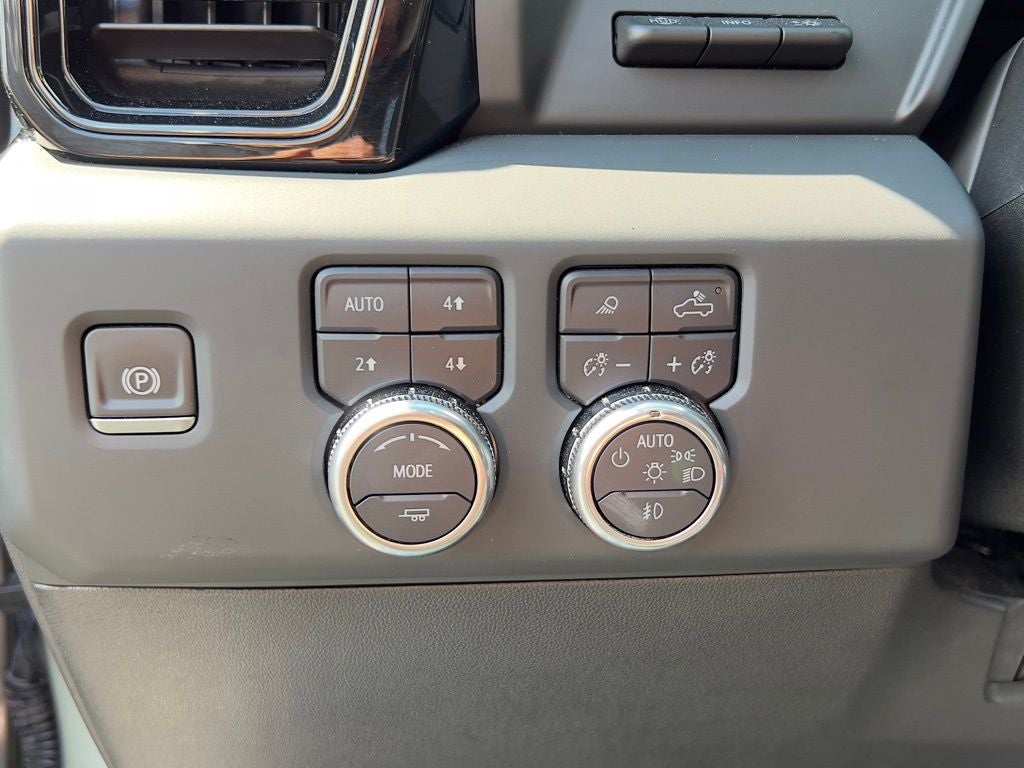 2024 GMC Sierra 2500HD AT4