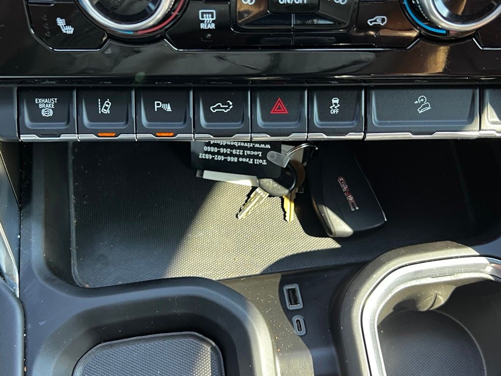 2024 GMC Sierra 2500HD Denali Ultimate