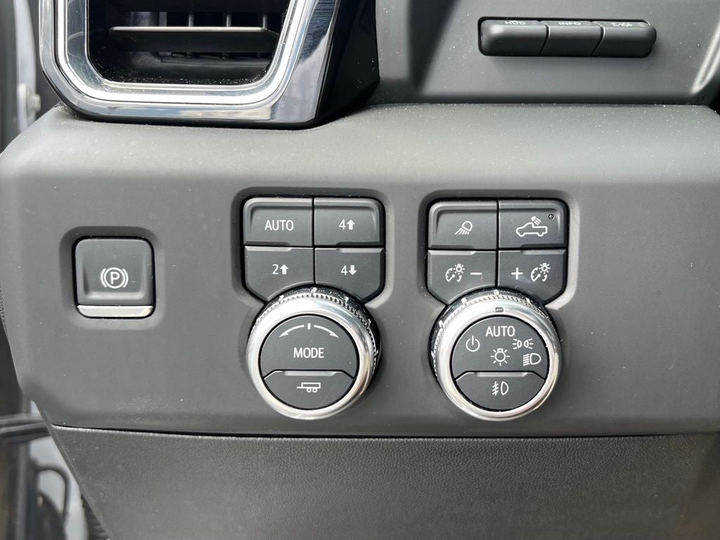 2025 GMC Sierra 2500HD Denali Ultimate