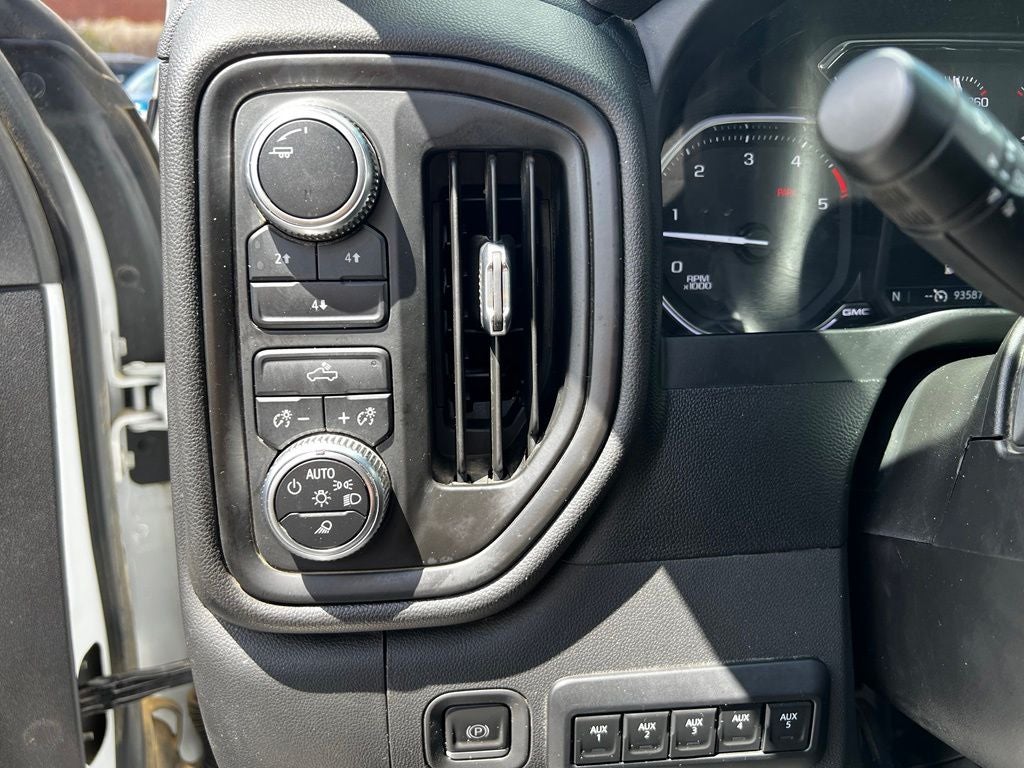 2022 GMC Sierra 2500HD Pro