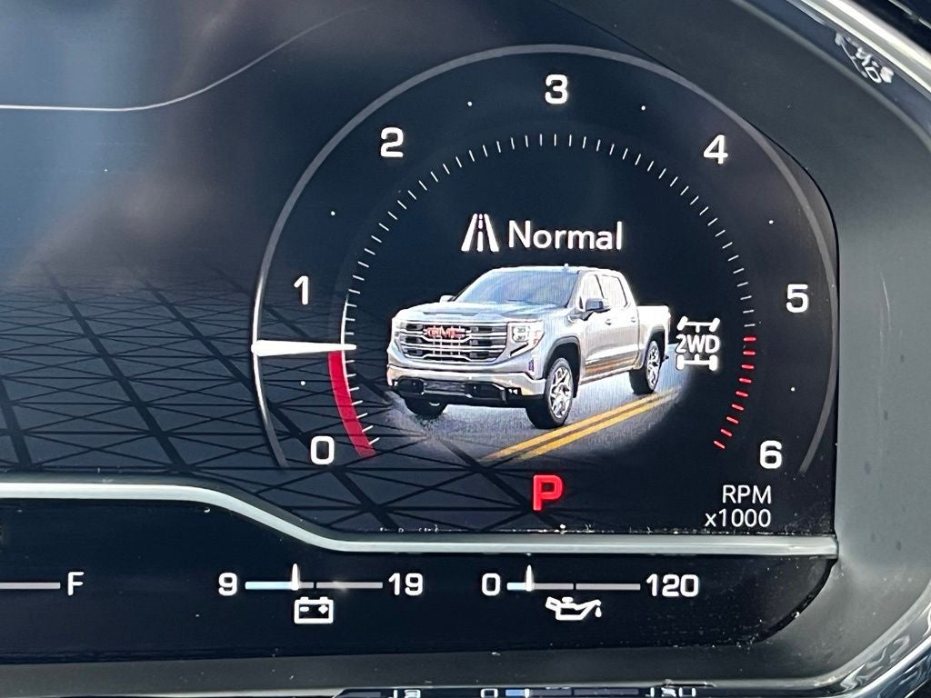 2025 GMC Sierra 1500 SLT