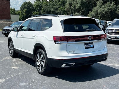 2025 Volkswagen Atlas 2.0T SE w/Technology