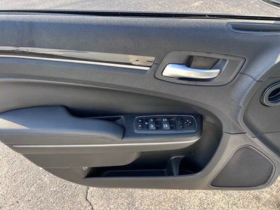 2023 Chrysler 300 Touring