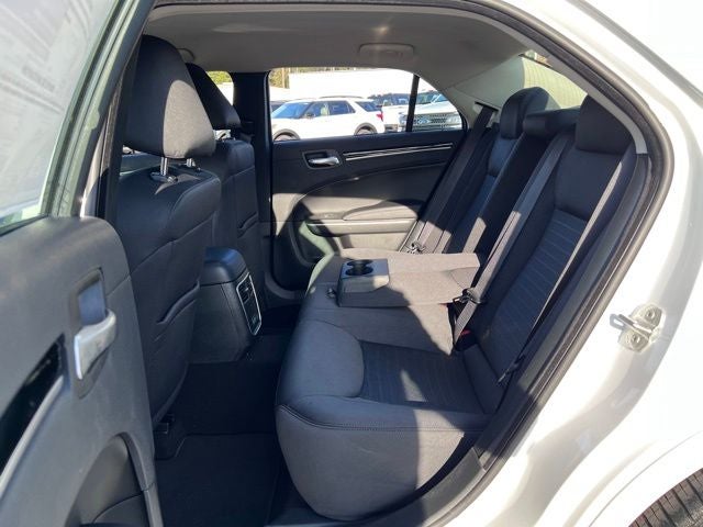 2023 Chrysler 300 Touring