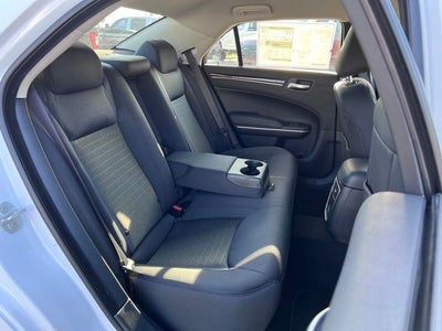 2023 Chrysler 300 Touring