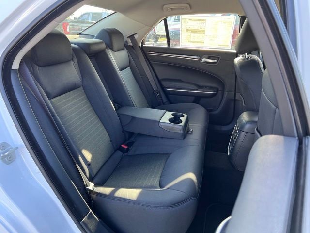 2023 Chrysler 300 Touring