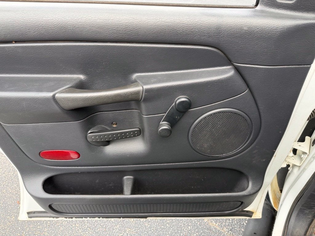 2004 Dodge Ram 3500 ST DRW