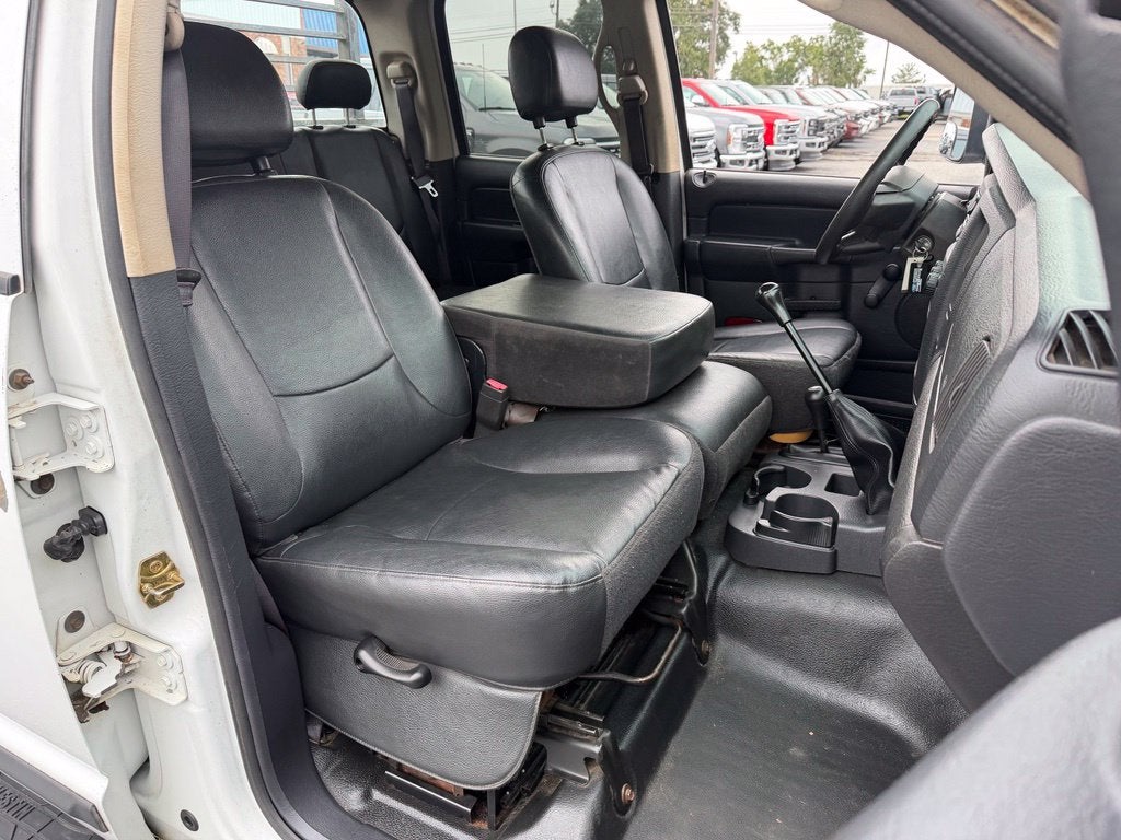 2004 Dodge Ram 3500 ST DRW