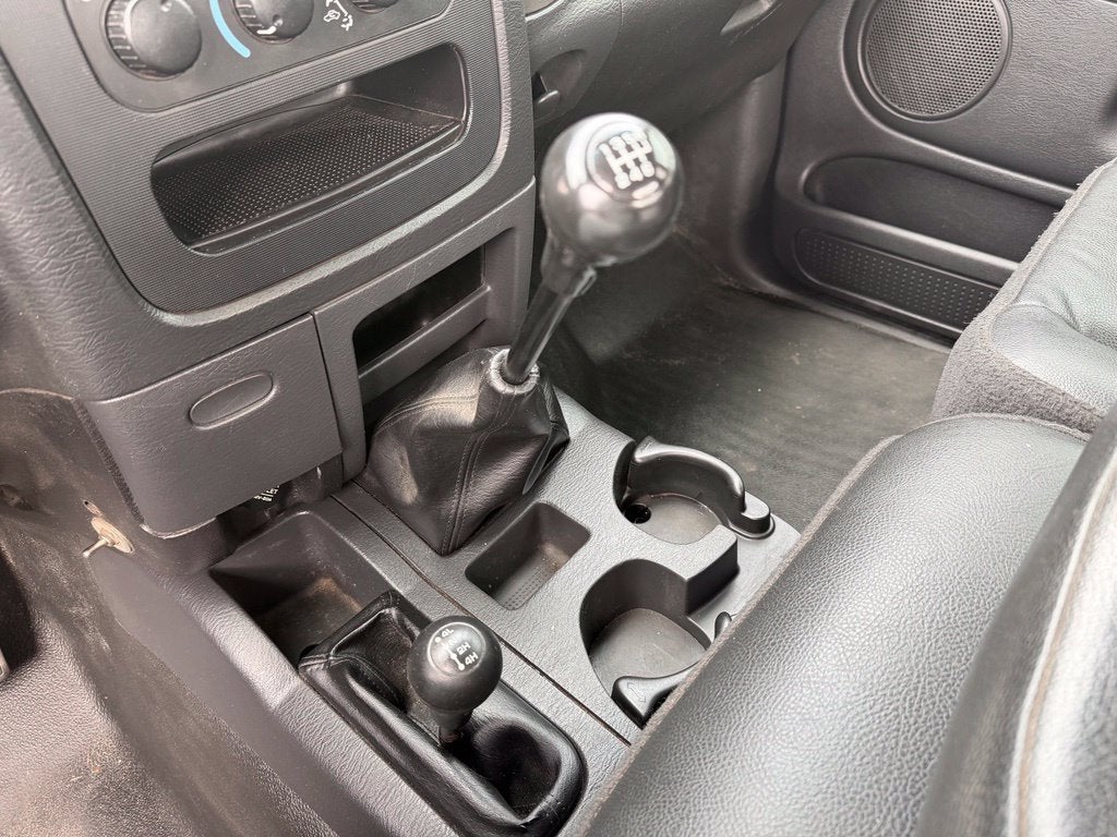 2004 Dodge Ram 3500 ST DRW
