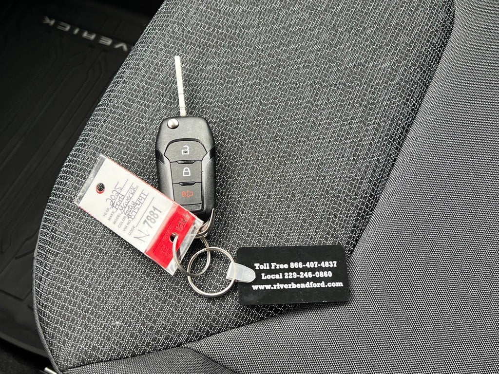 2025 Ford Maverick XL