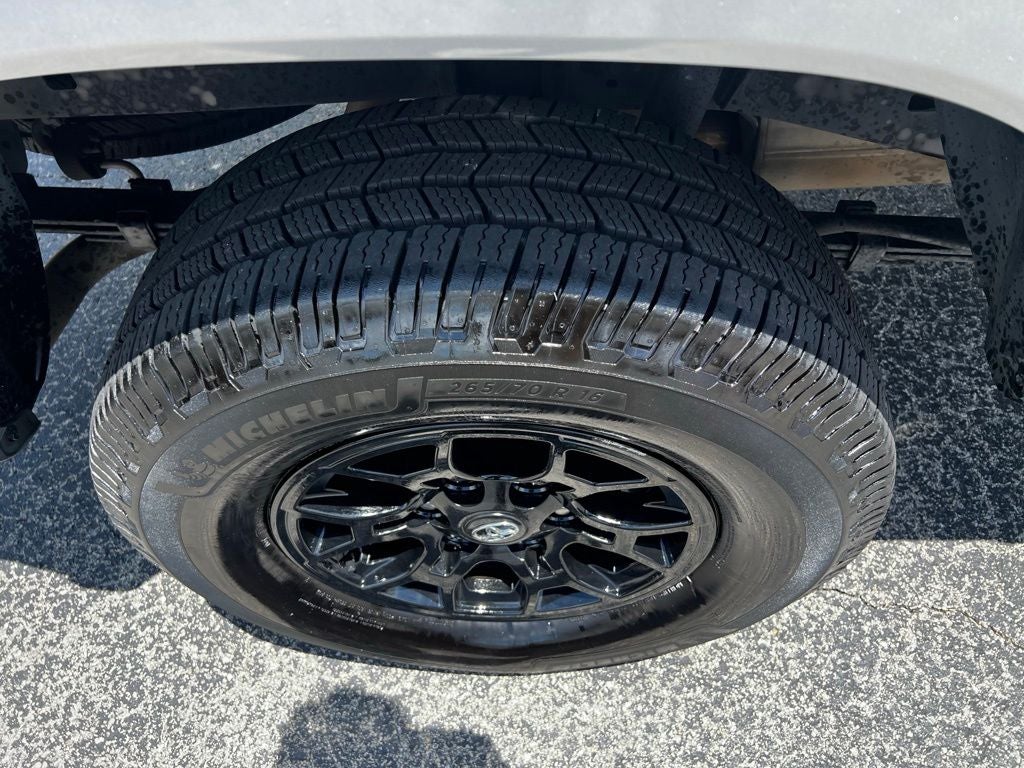 2022 Toyota Tacoma SR5 V6
