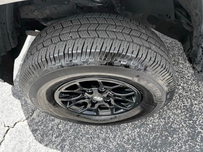 2022 Toyota Tacoma SR5 V6