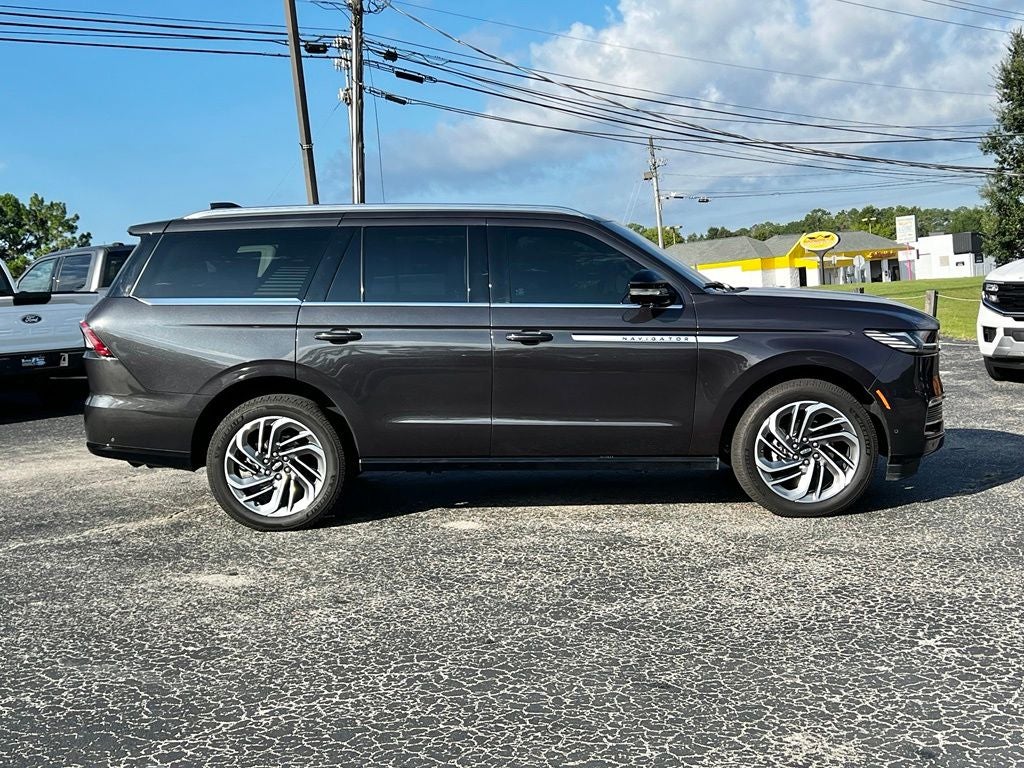 2025 Lincoln Navigator Reserve