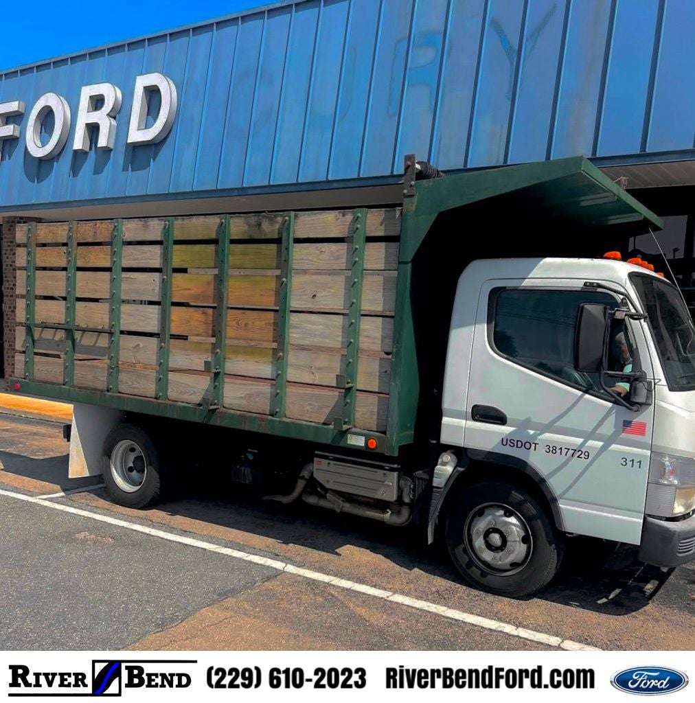 2013 Mitsubishi Fuso Base