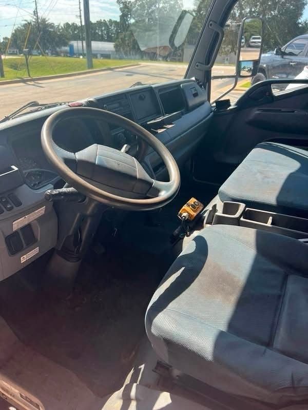 2013 Mitsubishi Fuso Base