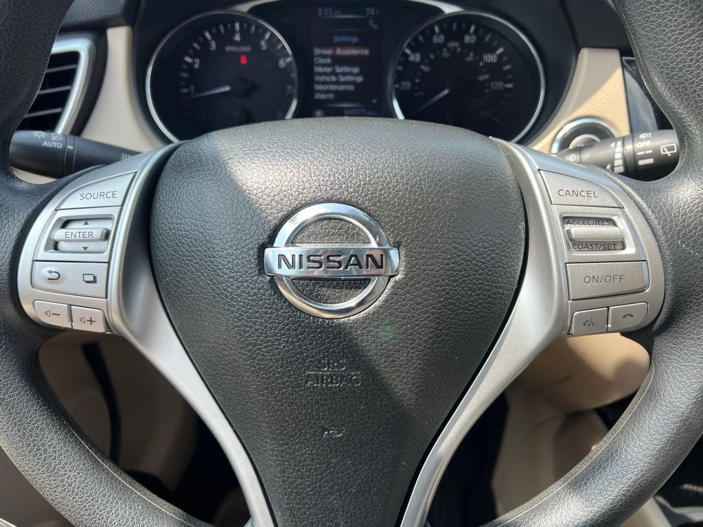 2016 Nissan Rogue SV