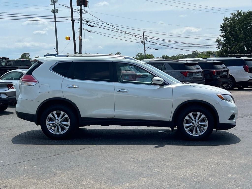 2016 Nissan Rogue SV