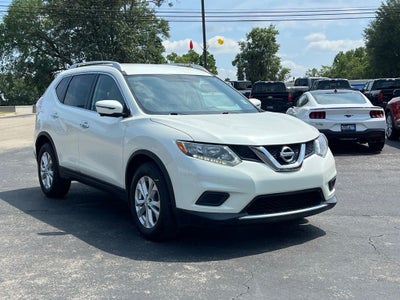 2016 Nissan Rogue SV