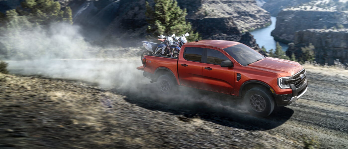 2025 Ford Ranger Exterior Bikes in Bed Dust