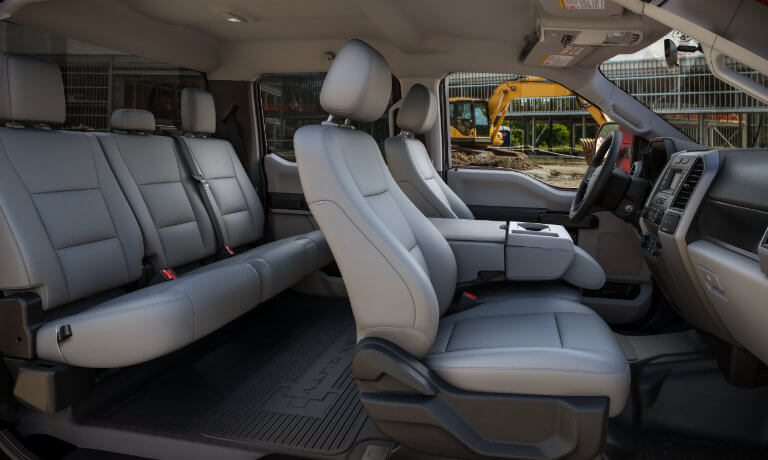 2022 Ford SuperDuty Interior Sideview